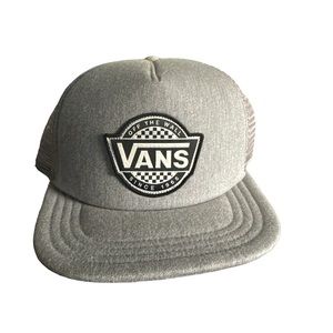 Light grey vans snap back hat